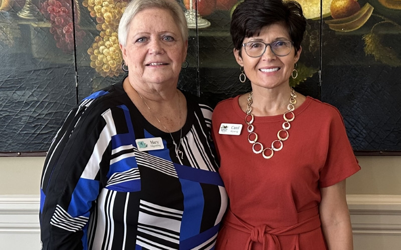 Mary Higlenberg and Carol Krysevig