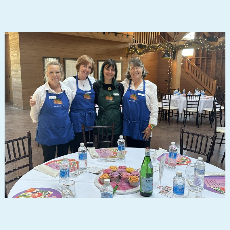 Waitresses from SWE - Beth, Lisa, Mills and Nancy